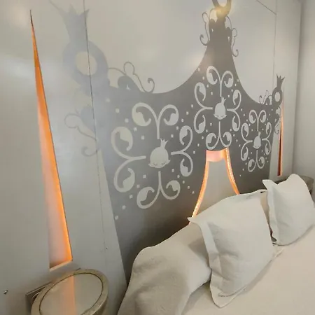 Guest house La Princesa Y El Guisante 2*